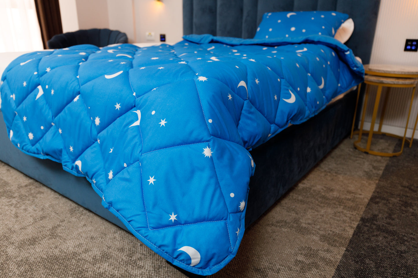 Pilotă de iarnă matlasată "Luna și Stele"