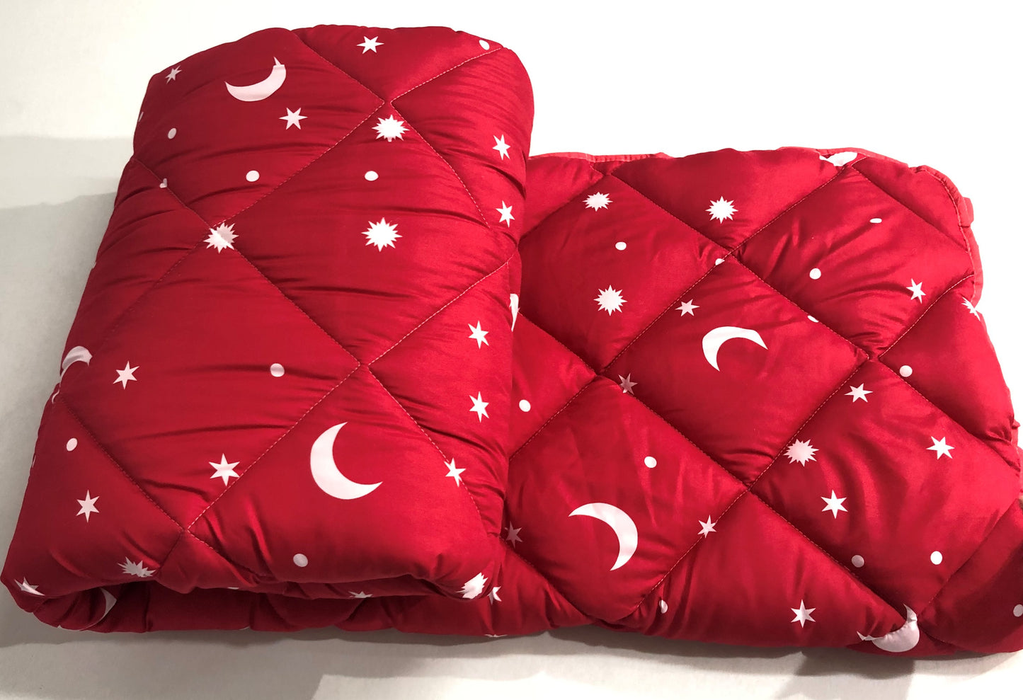 Pilotă de iarnă matlasată "Luna și Stele"