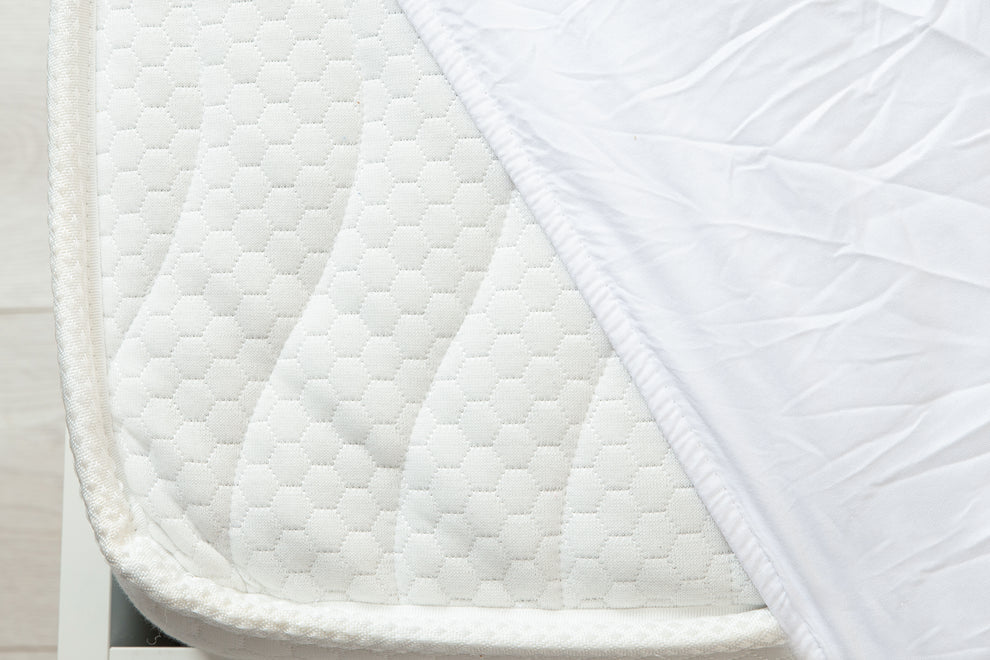 Cearsaf impermeabil alb